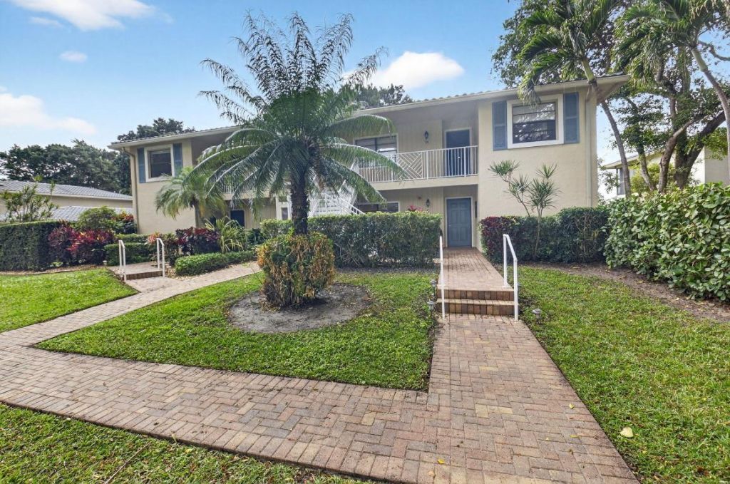 33 Westgate Lane, Unit C, Boynton Beach, FL 33436 Photo