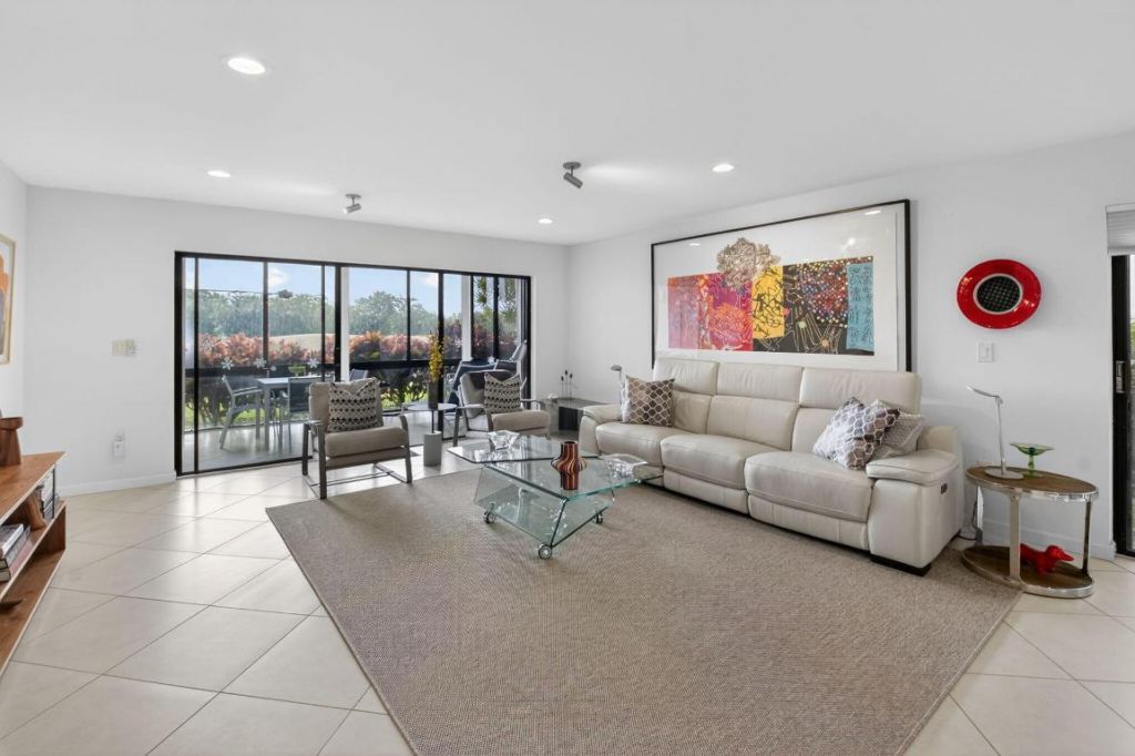 33 Westgate Lane, Unit C, Boynton Beach, FL 33436 Photo