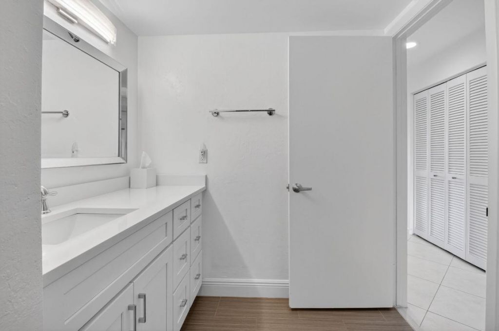 33 Westgate Lane, Unit C, Boynton Beach, FL 33436 Photo