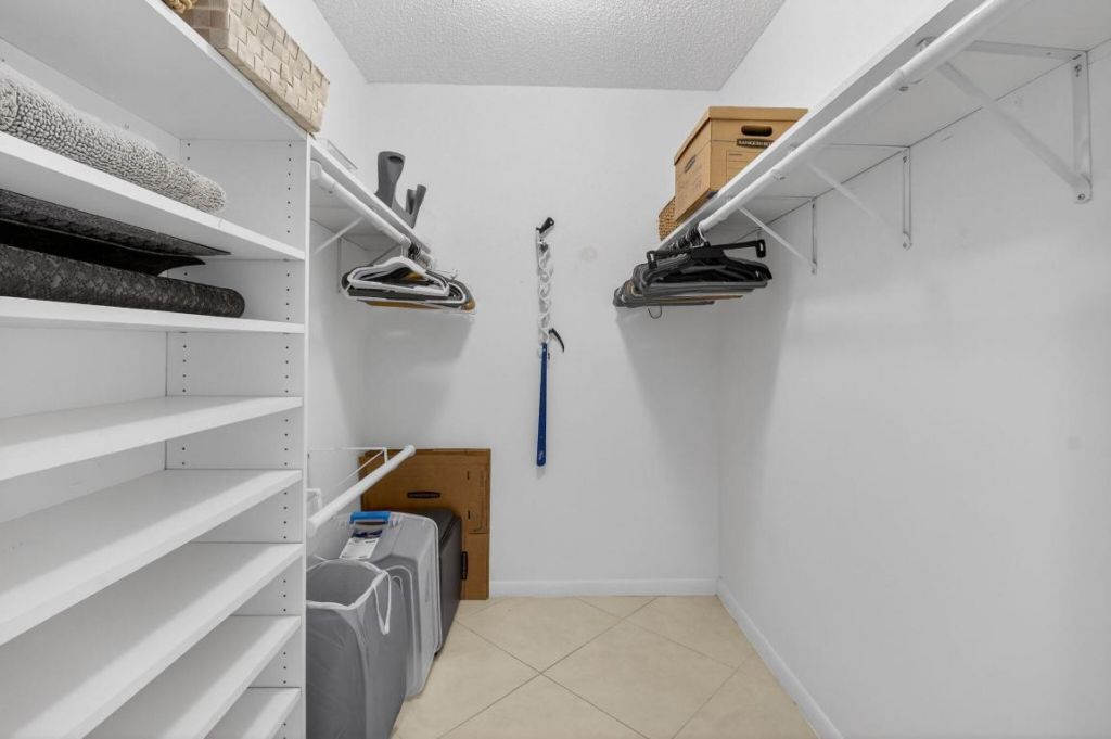 33 Westgate Lane, Unit C, Boynton Beach, FL 33436 Photo