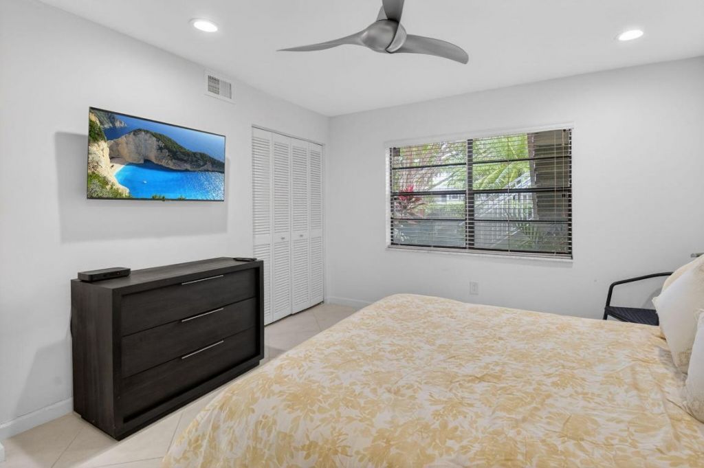 33 Westgate Lane, Unit C, Boynton Beach, FL 33436 Photo