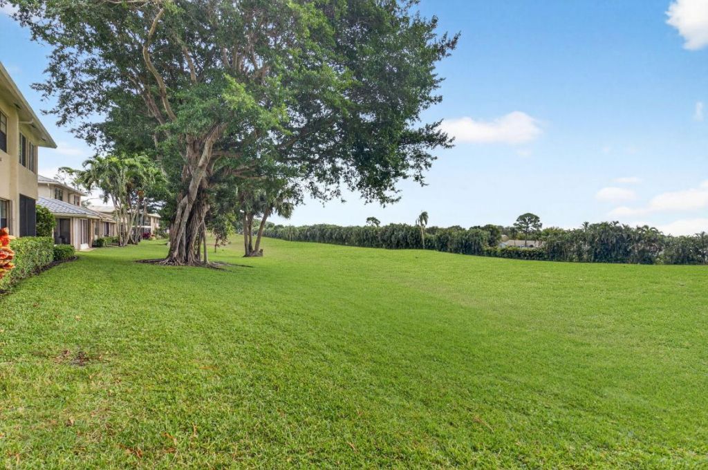 33 Westgate Lane, Unit C, Boynton Beach, FL 33436 Photo