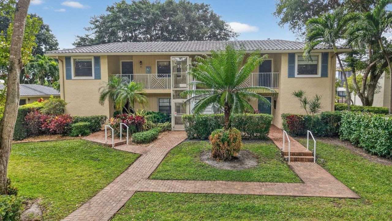 33 Westgate Lane, Unit C, Boynton Beach, FL 33436 Photo