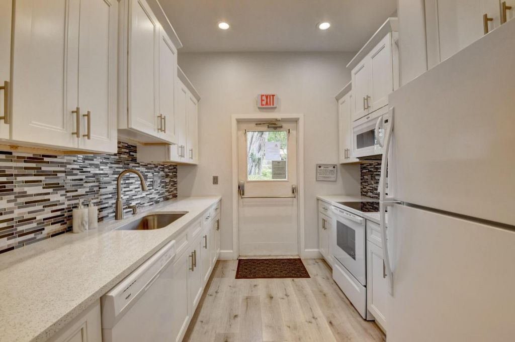 33 Westgate Lane, Unit C, Boynton Beach, FL 33436 Photo