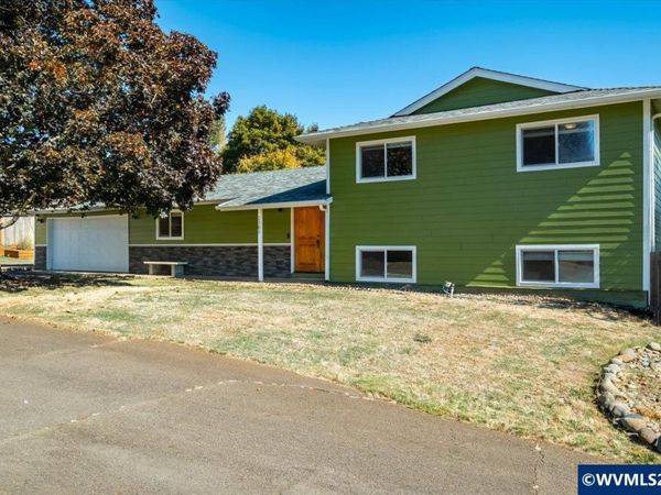 2305 Mosswood Ct S, Salem, OR 97306