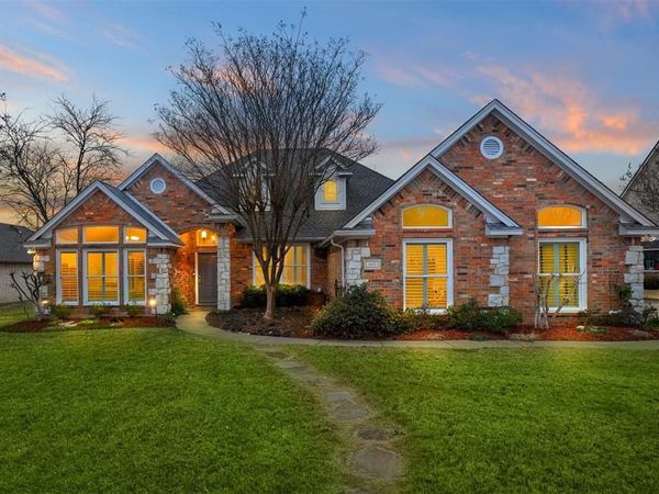 669 Brookhaven Court, Waxahachie, TX 75165