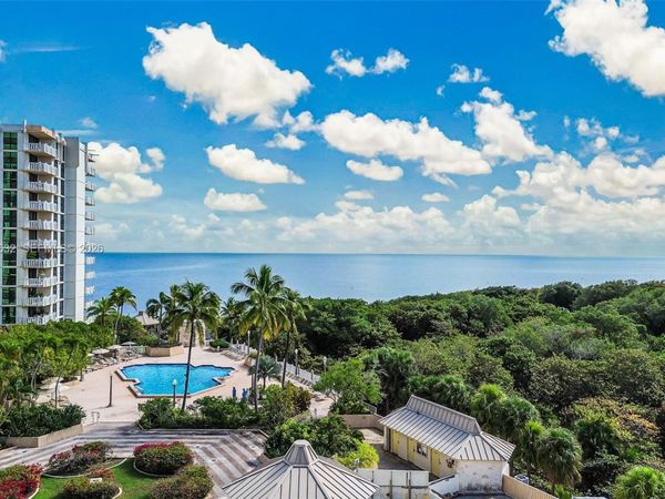 1121 Crandon Blvd, Unit F802, Key Biscayne, FL 33149