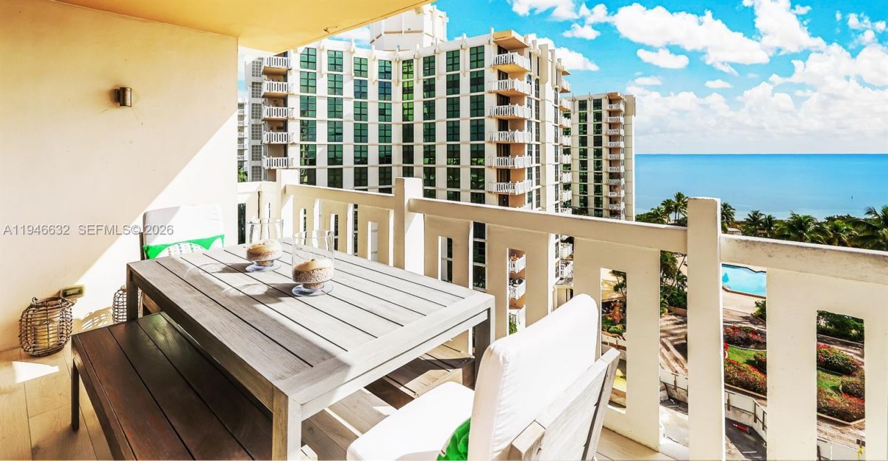 1121 Crandon Blvd, Unit F802, Key Biscayne, FL 33149 Photo