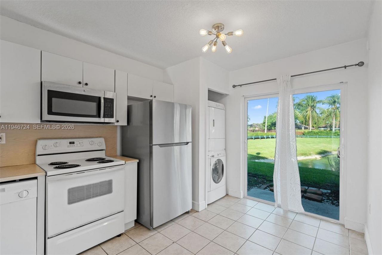 945 NE 34th Ave, Unit 103, Homestead, FL 33033 Photo