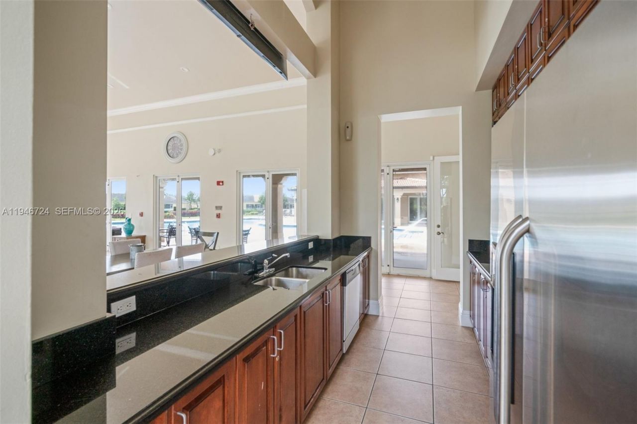 945 NE 34th Ave, Unit 103, Homestead, FL 33033 Photo