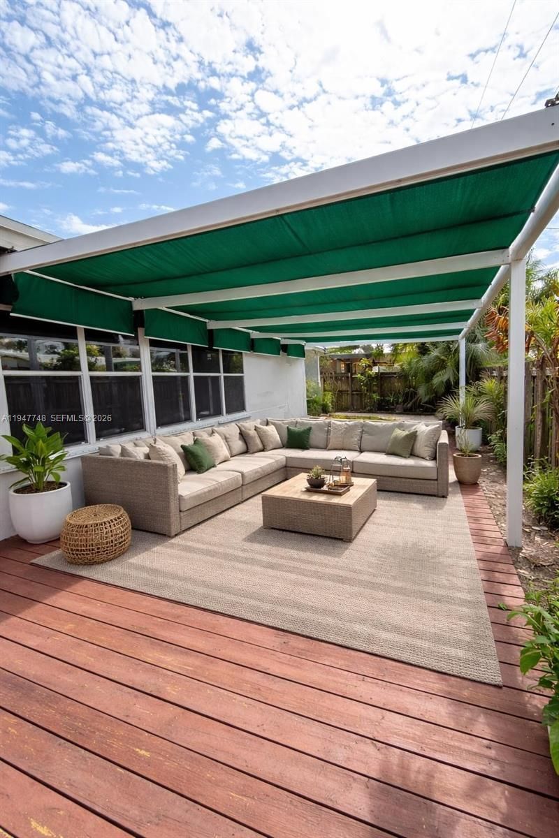 2104 N 14th Ct, Hollywood, FL 33020 Photo