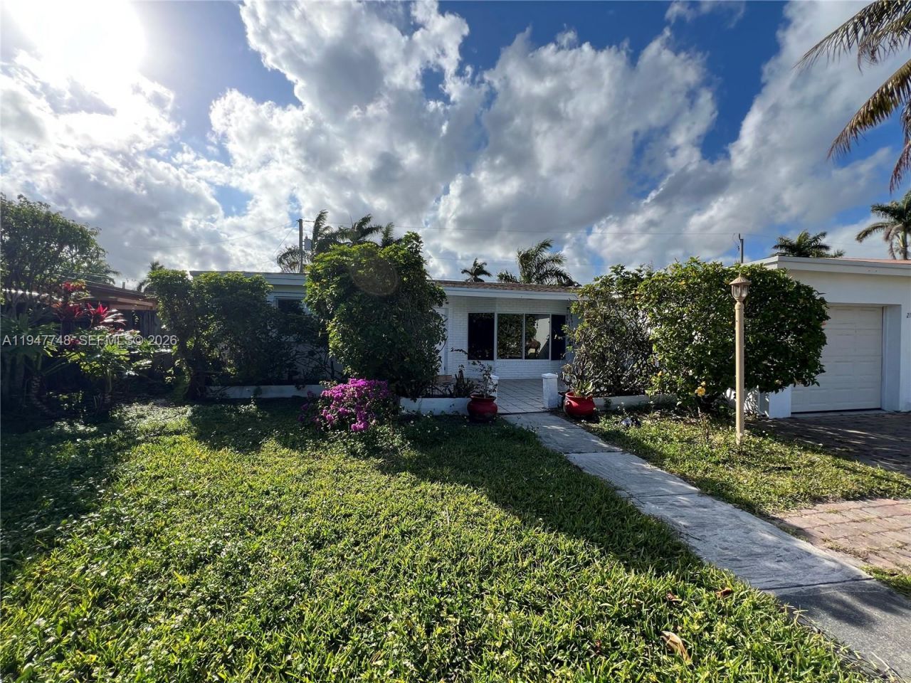 2104 N 14th Ct, Hollywood, FL 33020 Photo