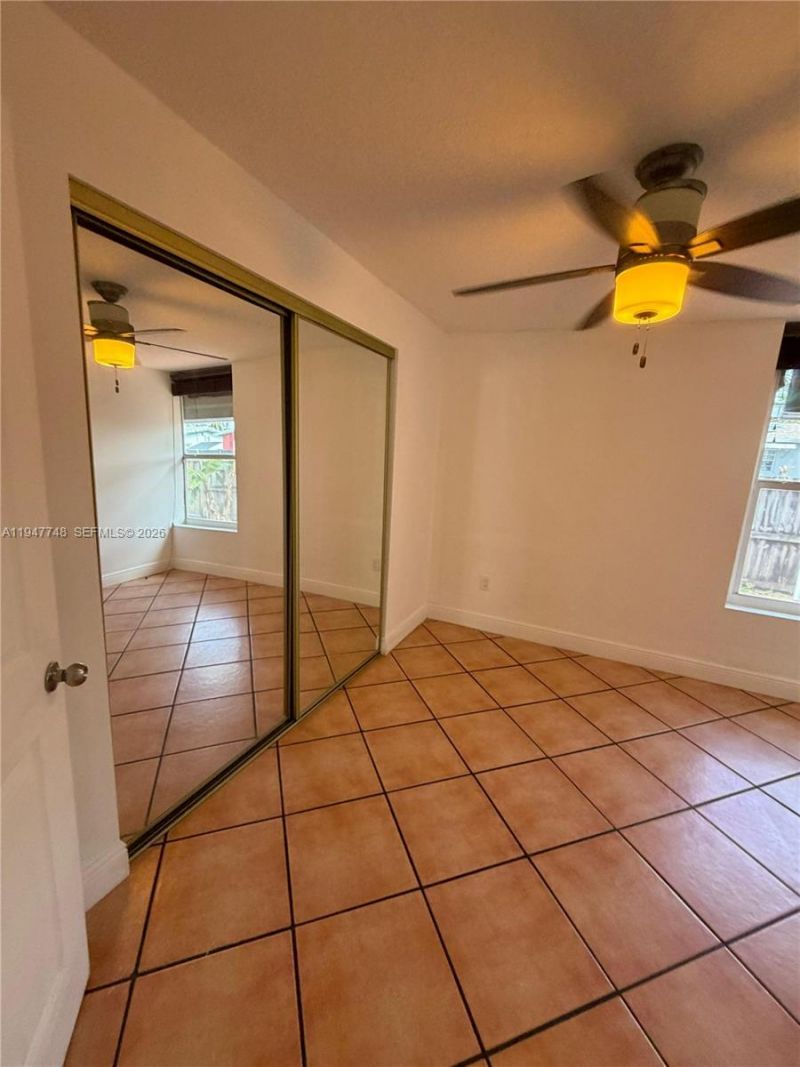 2104 N 14th Ct, Hollywood, FL 33020 Photo