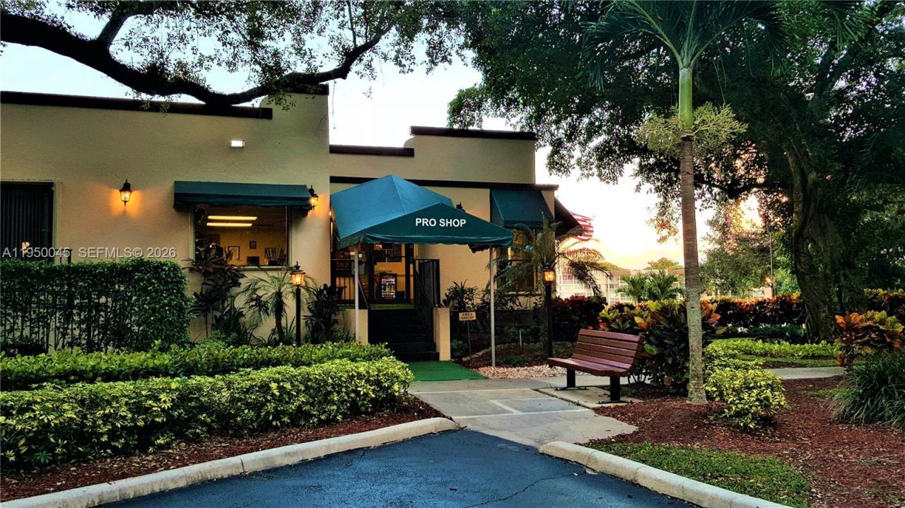 2080 SW 90th Ave, Unit C-13, Davie, FL 33324 Photo