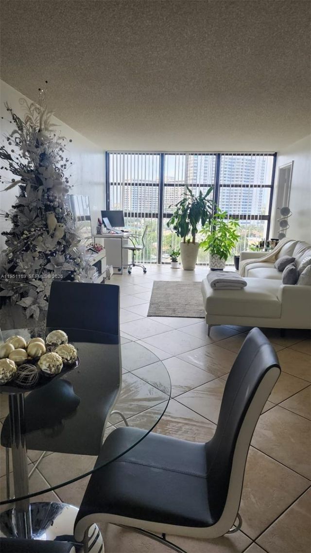 200 Leslie Dr, Unit 903, Hallandale Beach, FL 33009 Photo