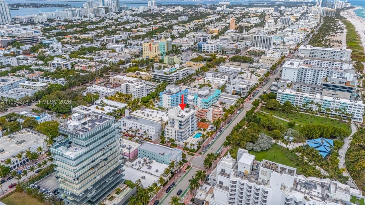 200 Ocean Dr, Unit 8F, Miami Beach, FL 33139 Photo