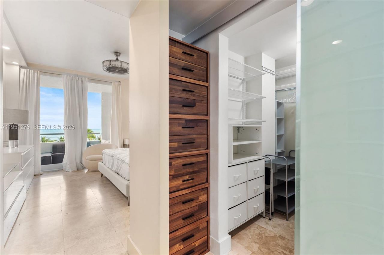 200 Ocean Dr, Unit 8F, Miami Beach, FL 33139 Photo