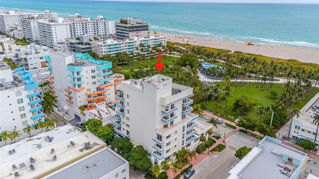 200 Ocean Dr, Unit 8F, Miami Beach, FL 33139 Photo