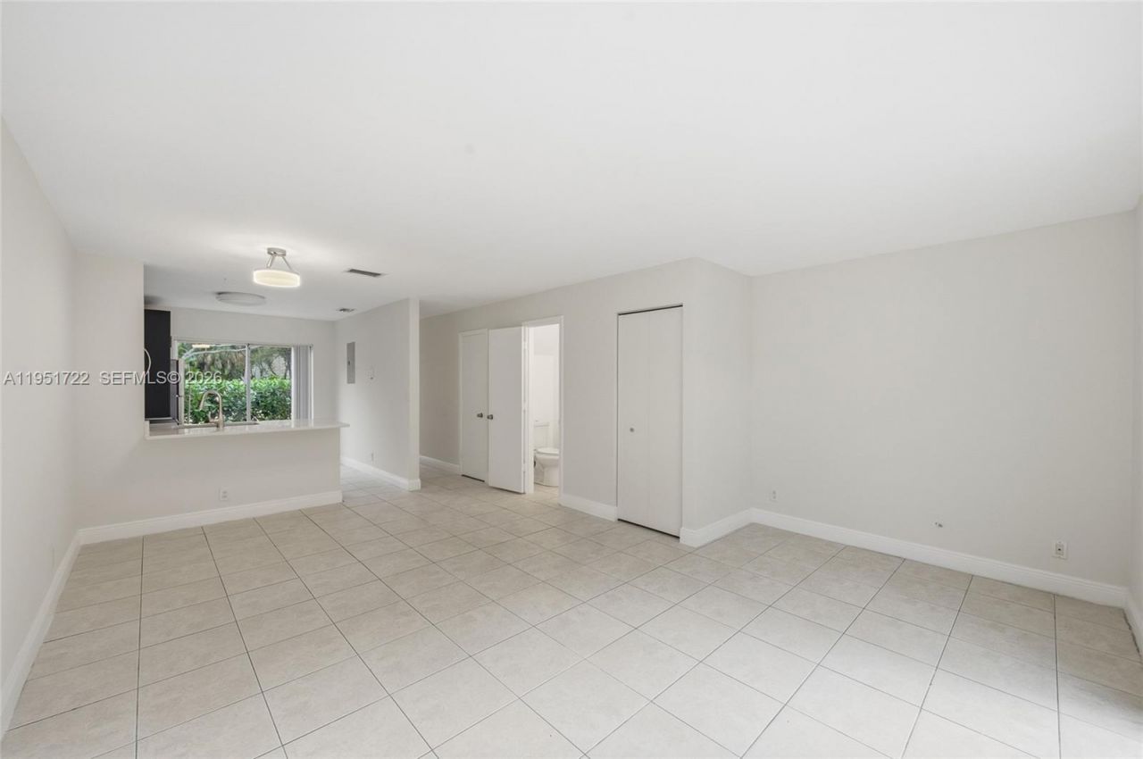 3001 NW 5th Ter, Unit 4, Pompano Beach, FL 33064 Photo