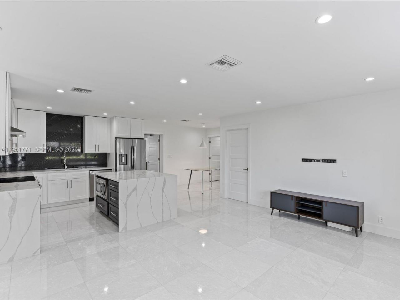 2014 N 31st Ct, Hollywood, FL 33021 Photo