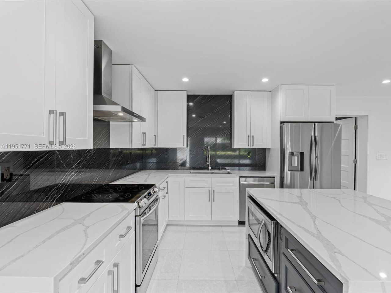 2014 N 31st Ct, Hollywood, FL 33021 Photo