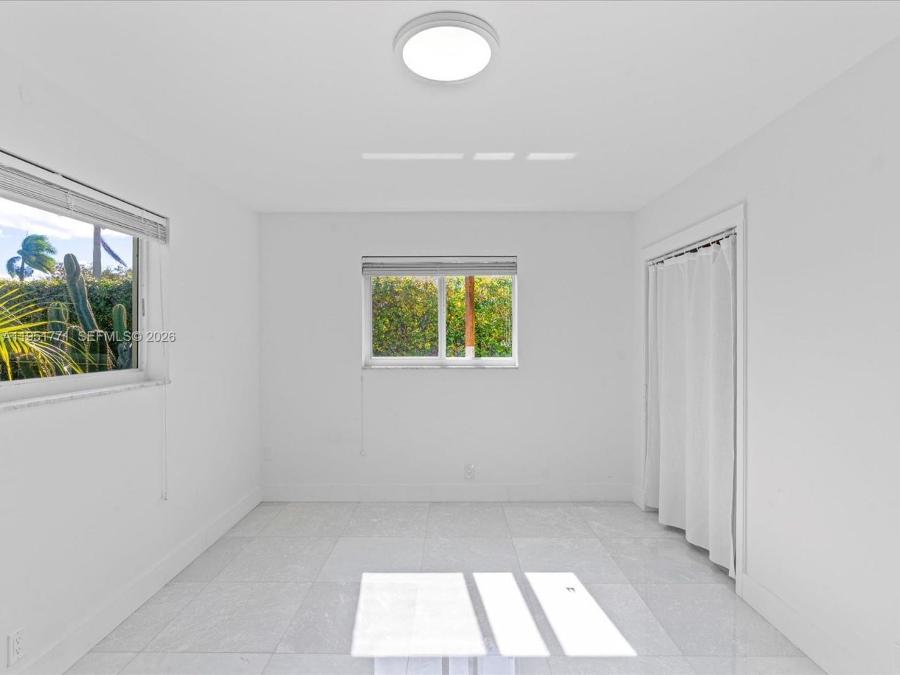 2014 N 31st Ct, Hollywood, FL 33021 Photo