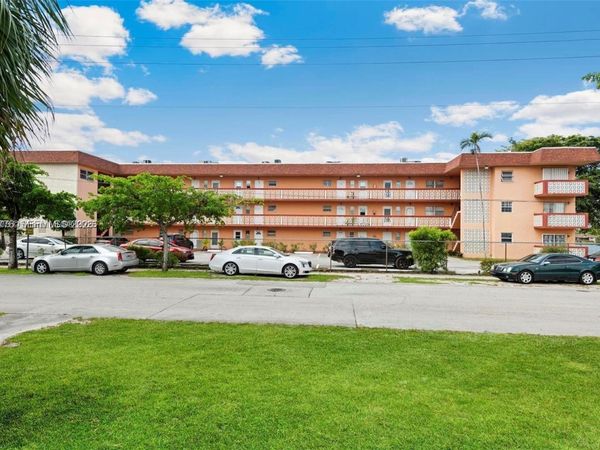 18900 NE 3rd Ct , Unit 510, Miami, FL 33179