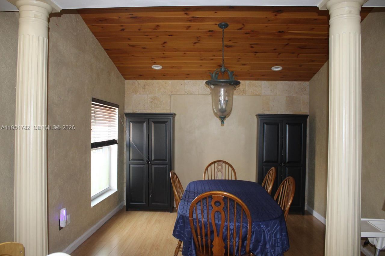 18801 NW 5th St, Pembroke Pines, FL 33029 Photo