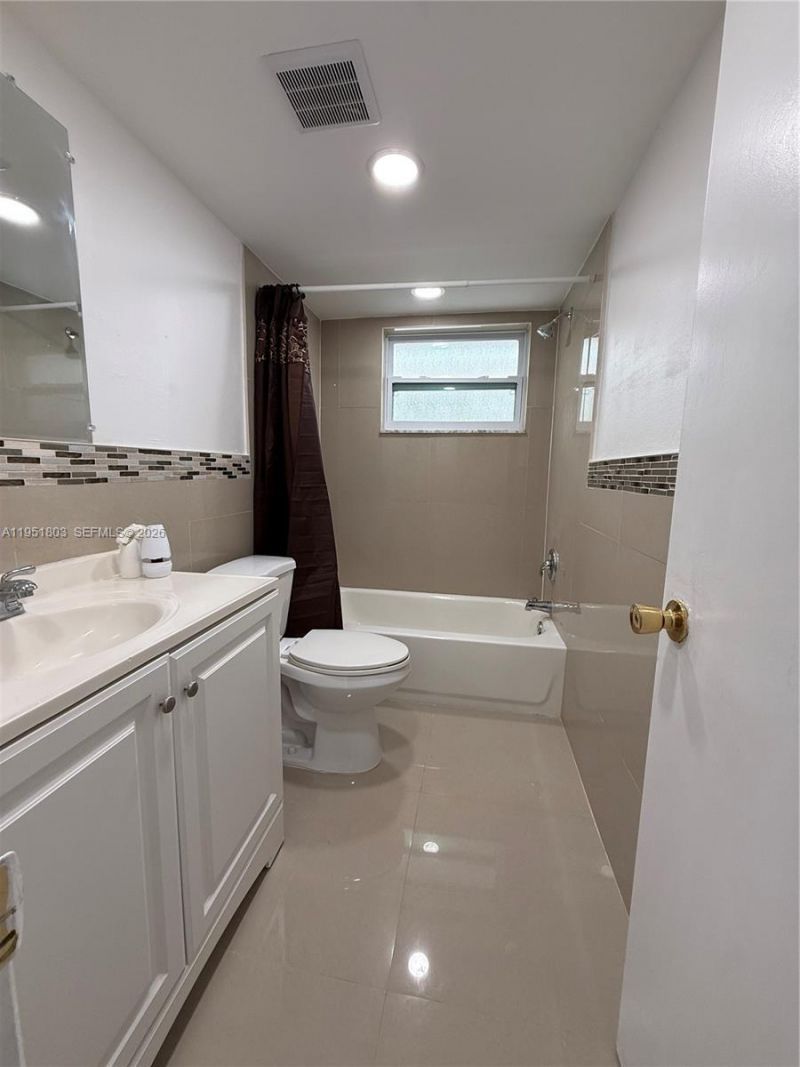 6650 Royal Palm Blvd, Unit 110C, Margate, FL 33063 Photo