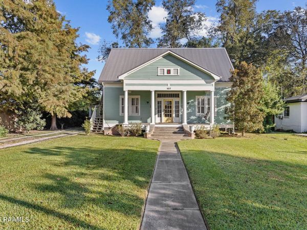 107 E Saint Peter Street, Carencro, LA 70520