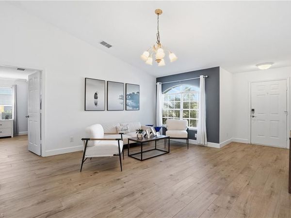 272 Johnnycake DR, NAPLES, FL 34110