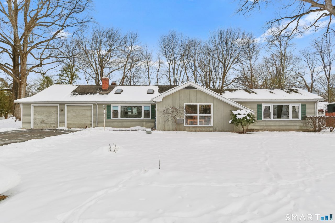 40 Rose, Trumbull, CT 06611 Main Photo
