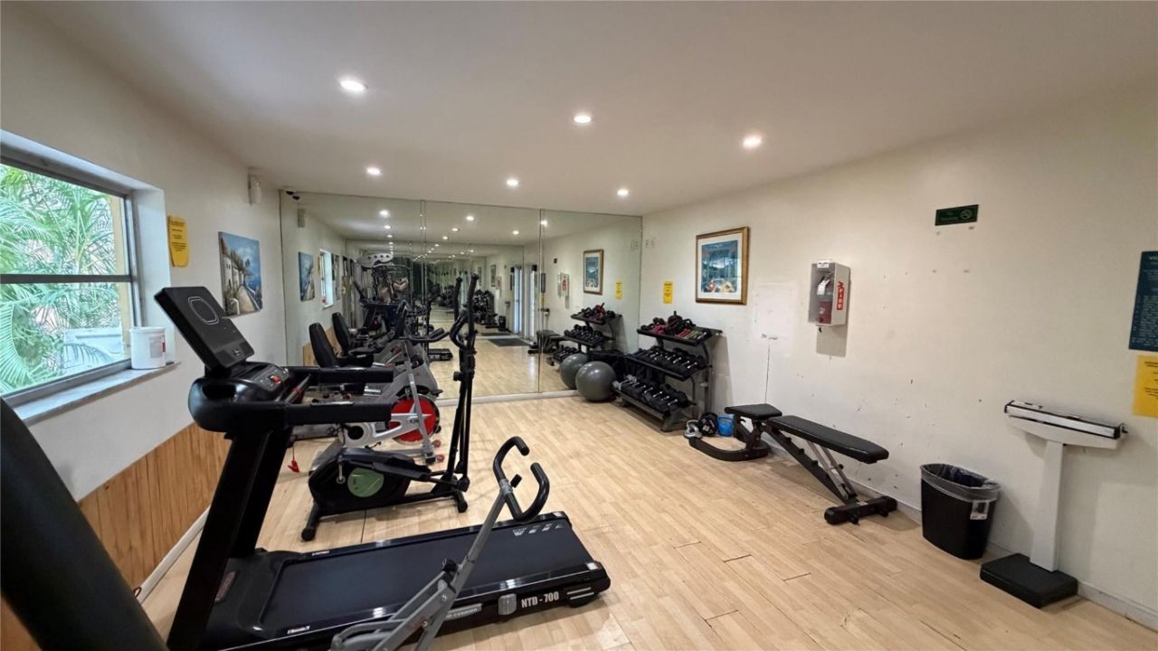 5156 NE 6th Avenue, Unit 205, Fort Lauderdale, FL 33334 Photo