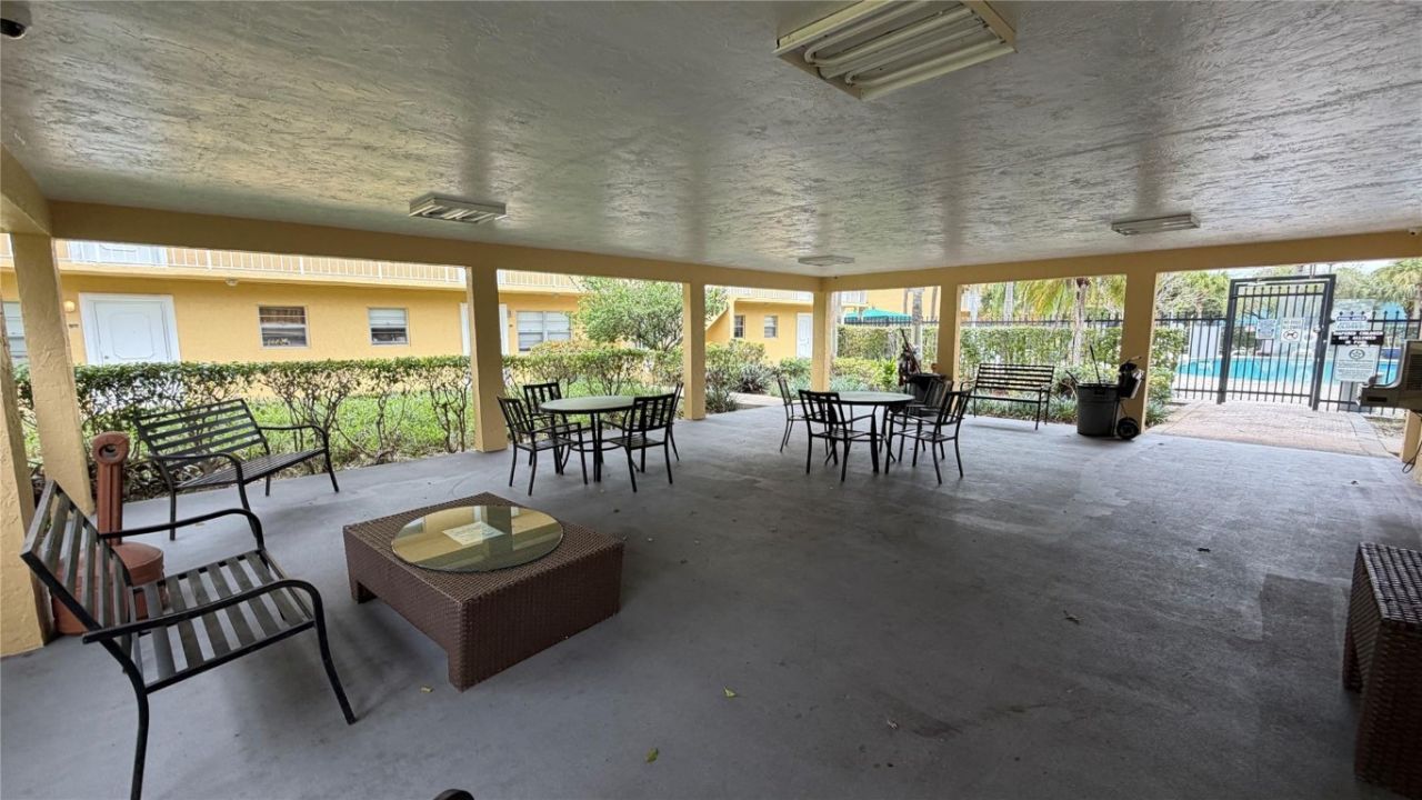 5156 NE 6th Avenue, Unit 205, Fort Lauderdale, FL 33334 Photo