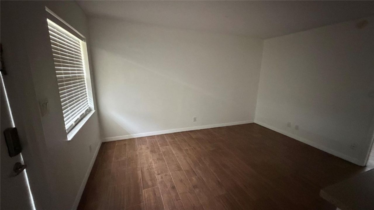 5156 NE 6th Avenue, Unit 205, Fort Lauderdale, FL 33334 Photo