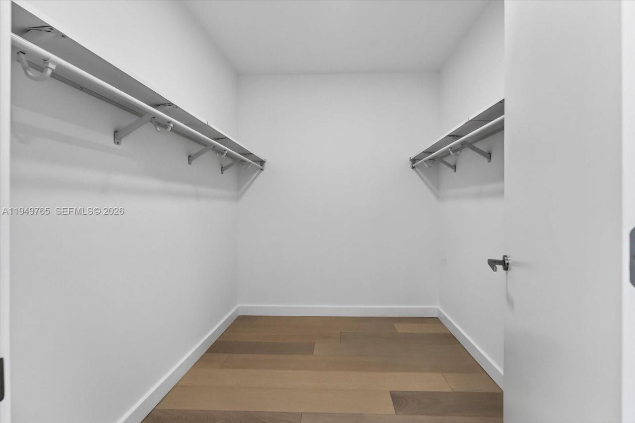 9201 E Bay Harbor Dr, Unit UPH02, Bay Harbor Islands, FL 33154 Photo