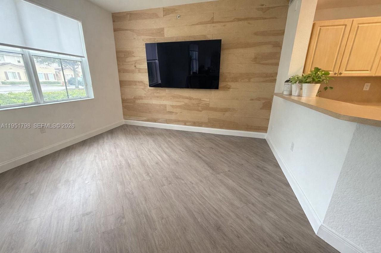 8826 W Flagler St, Unit 112, Miami, FL 33174 Photo