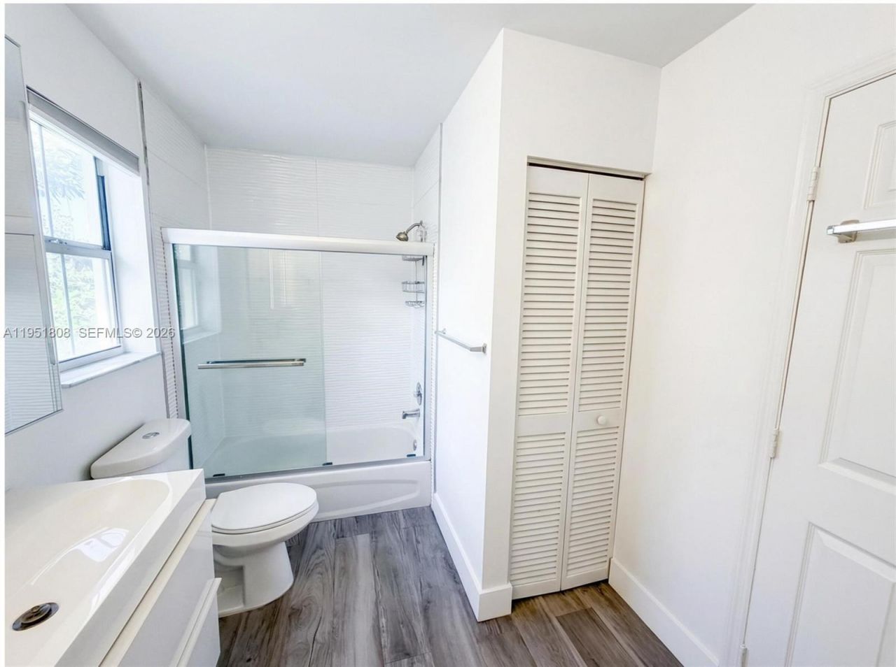 1145 W Lake St , Hollywood, FL 33019 Photo