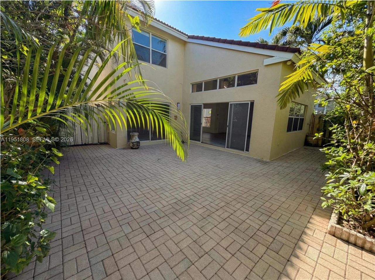 1145 W Lake St , Hollywood, FL 33019 Photo