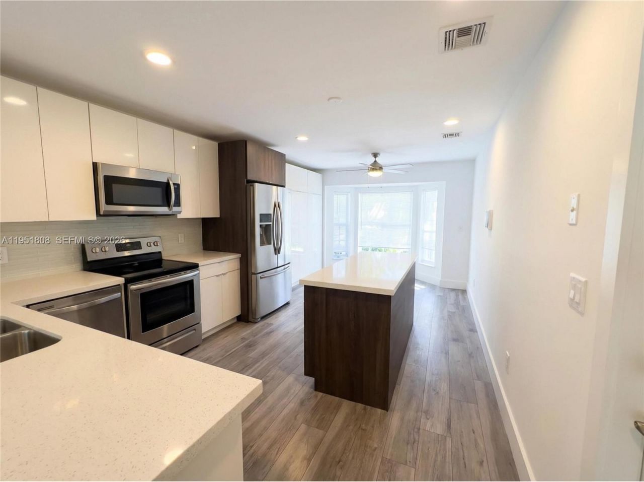 1145 W Lake St , Hollywood, FL 33019 Photo