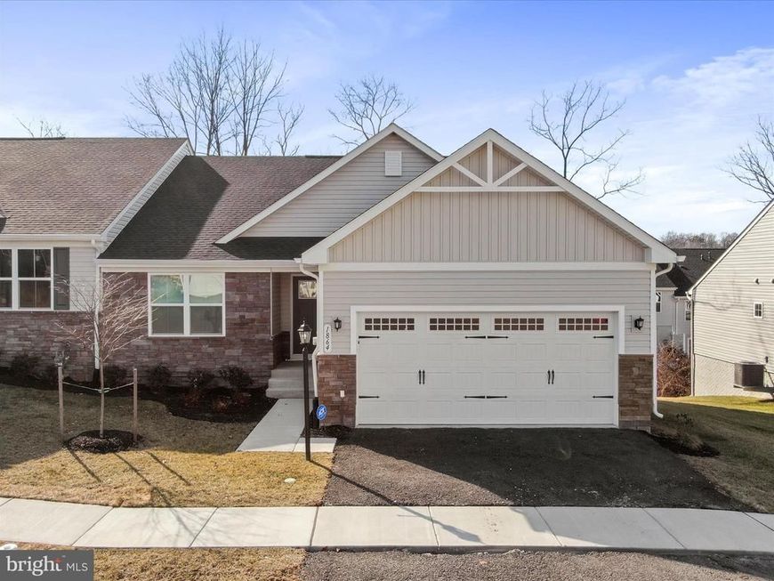 1864 Shannon Drive S, Greencastle, PA 17225 Main Photo