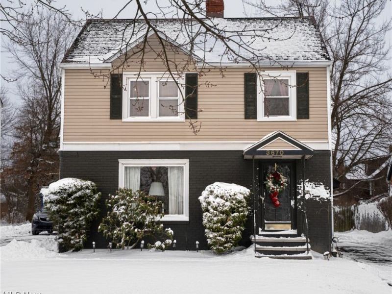 3670 Silsby Road, University Heights, OH 44118 Photo 1