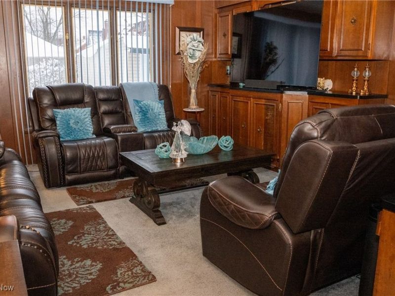 3670 Silsby Road, University Heights, OH 44118 Photo 6