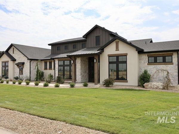 9803 Meadow Park Blvd, Middleton, ID 83644