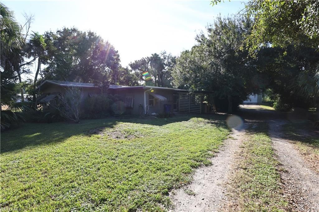 253 W Mariana Ave, North Fort Myers, FL 33903 Photo