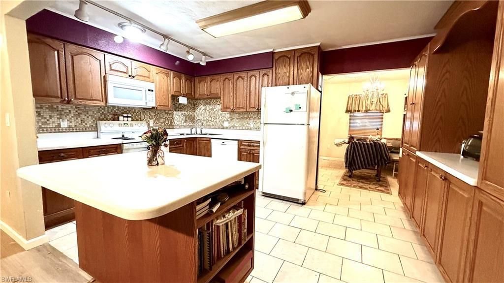 253 W Mariana Ave, North Fort Myers, FL 33903 Photo