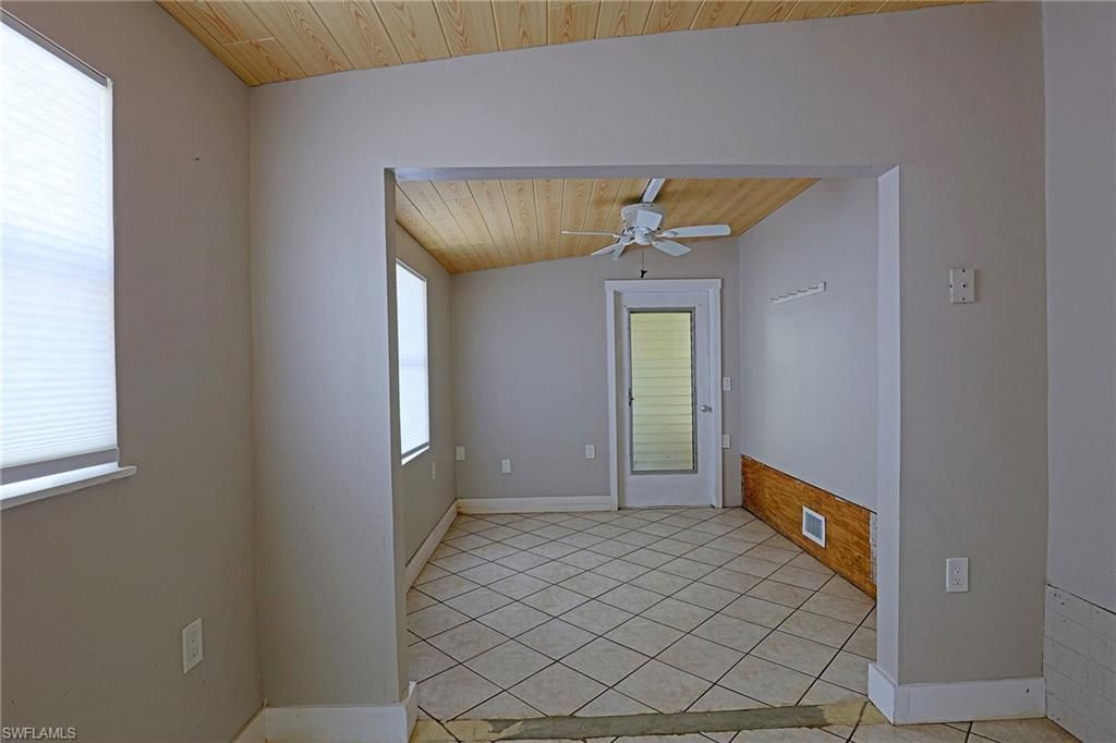 2012 S Olga Dr, Unit 38, Fort Myers, FL 33905 Photo