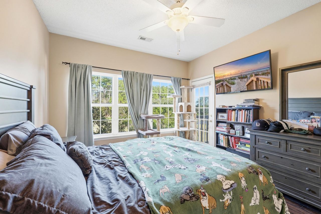 907 Knoll Shores Ct. Photo 17