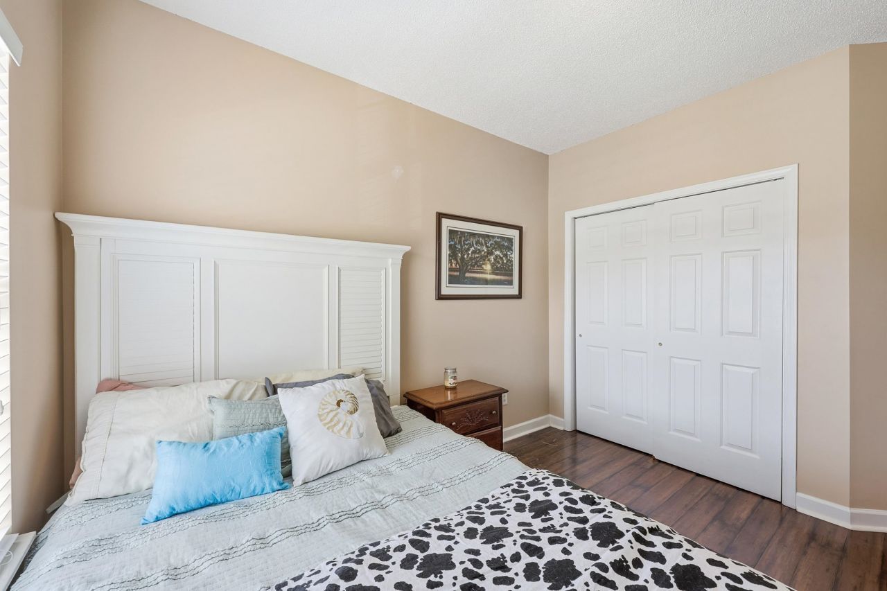 907 Knoll Shores Ct. Photo 27