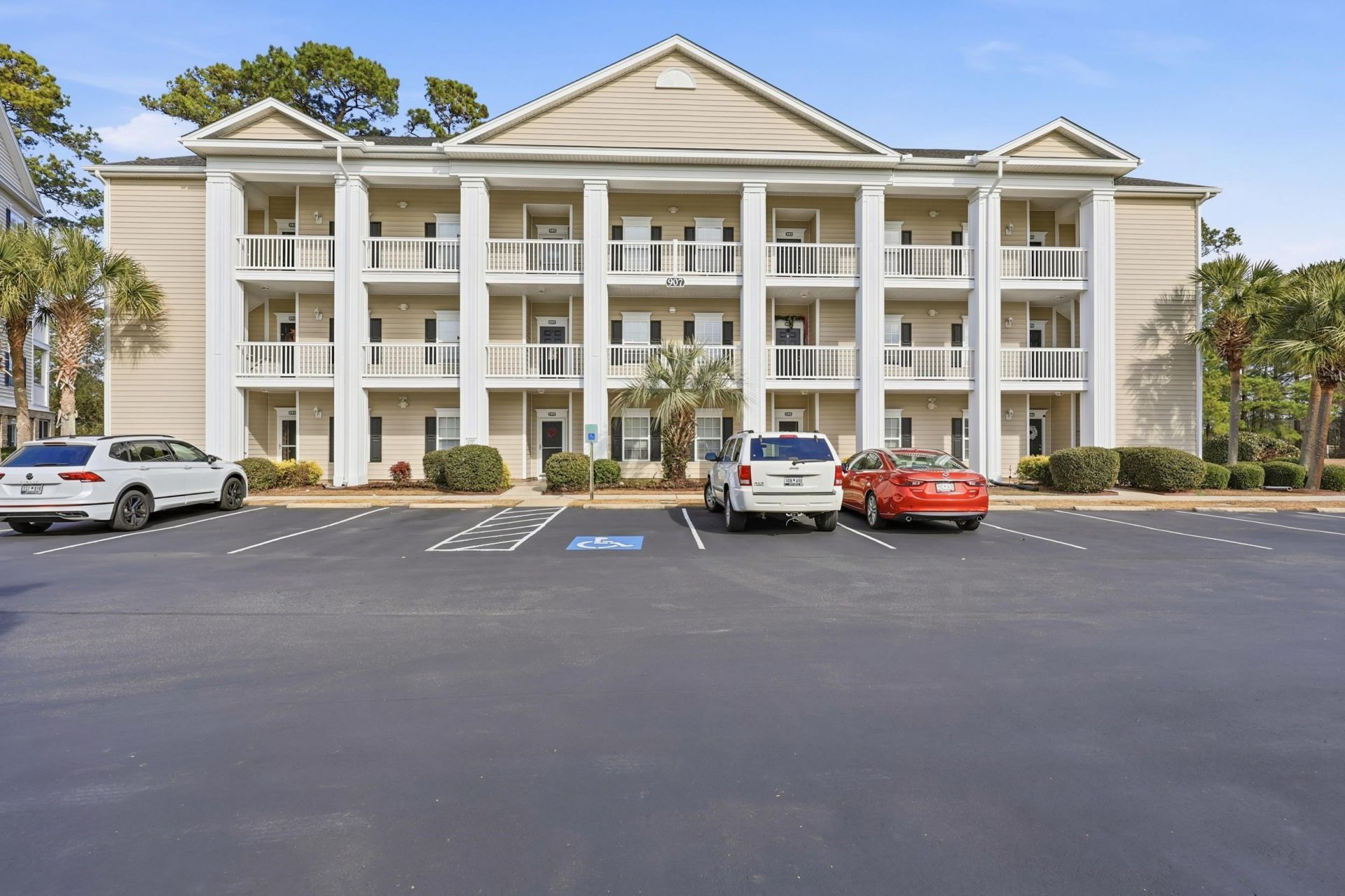 907 Knoll Shores Ct. Photo 39